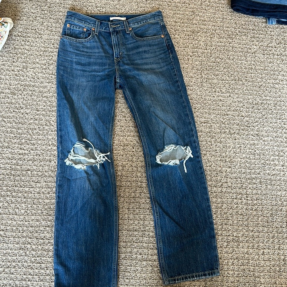 Levi’s low pro ripped knees